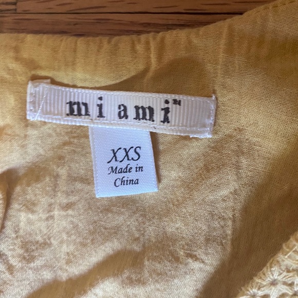 Yellow Miami Floral Romper - Picture 2 of 4